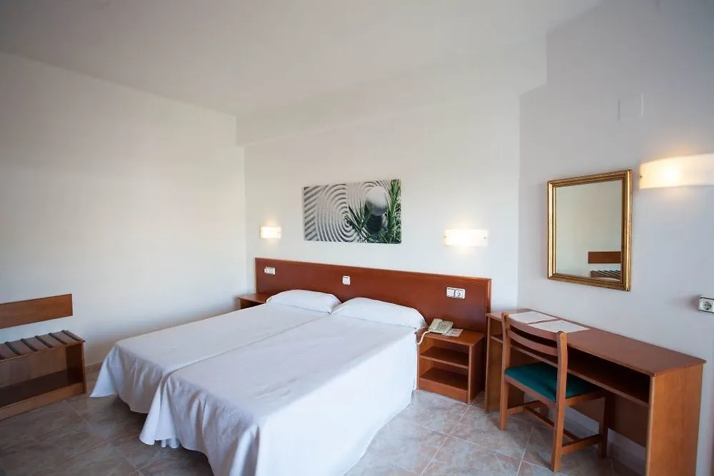 Fergus Bermudas Palmanova Hotel